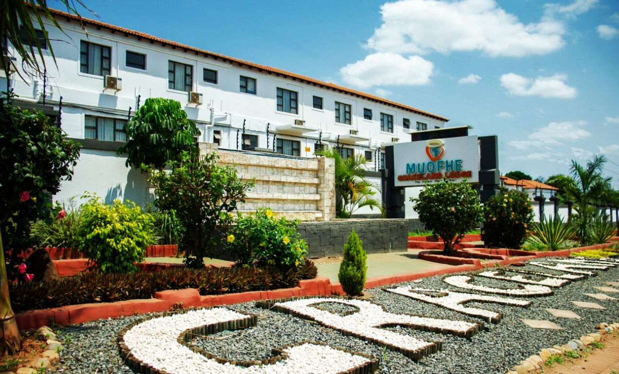 Muofhe Graceland Lodge exterior